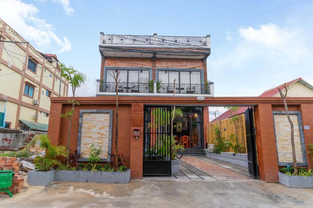 Angkor Rithy Boutique Team Villa Siem Reap