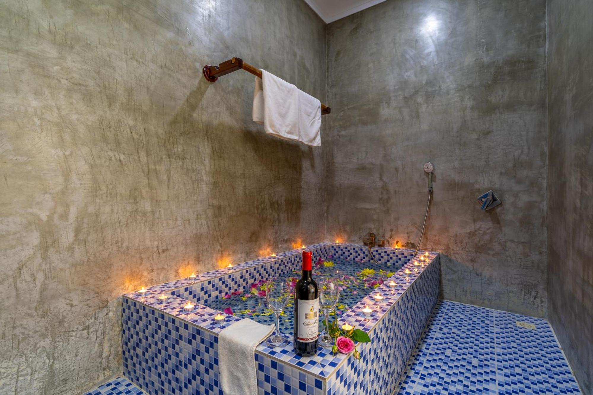 Angkor Rithy Boutique Team * Siem Reap
